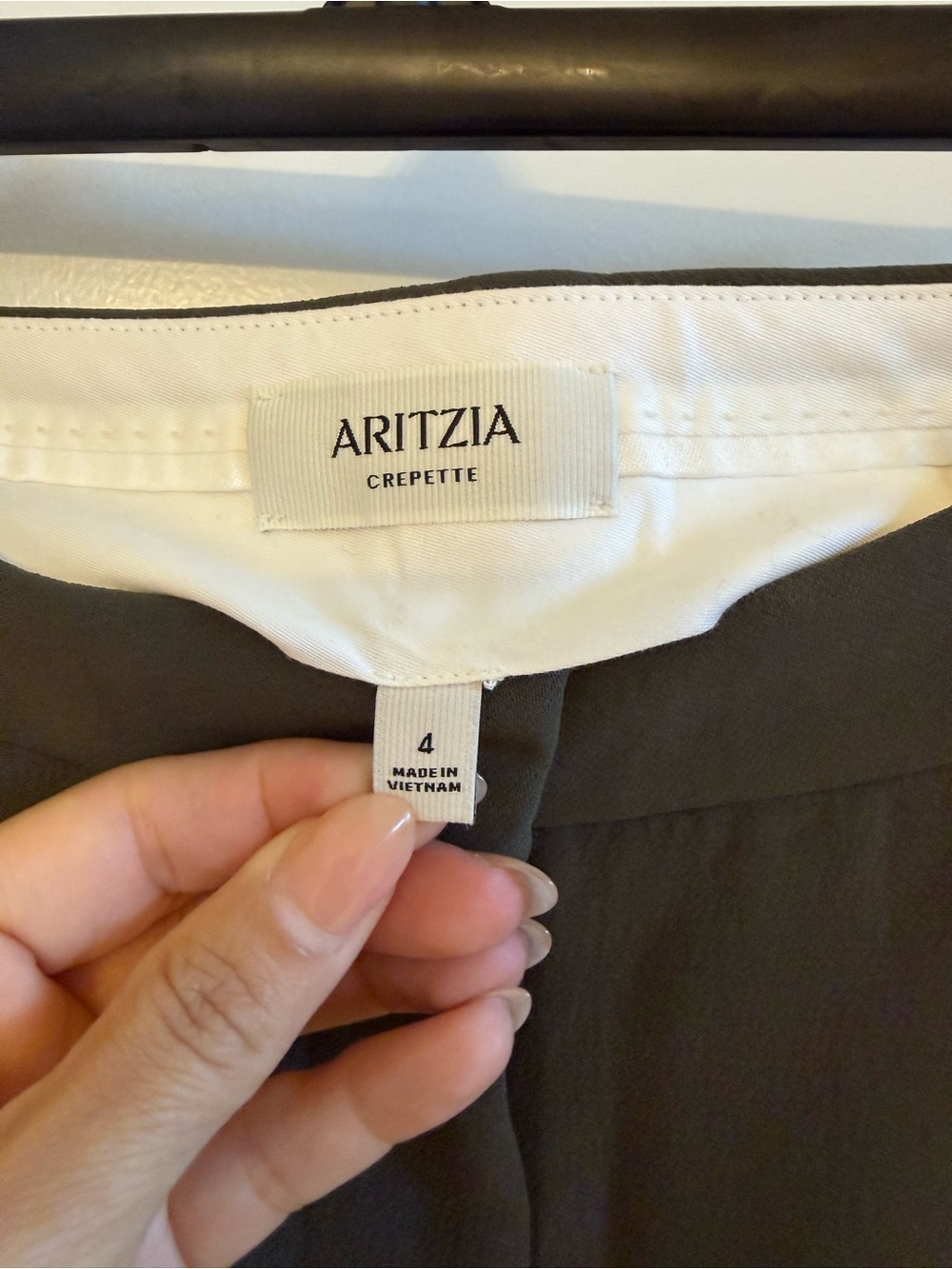 Aritzia Helix Barrel Pant - Crepette - Picture 5 of 8